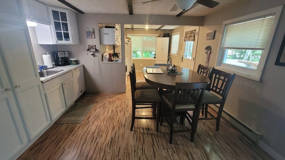 Kitchen/dining