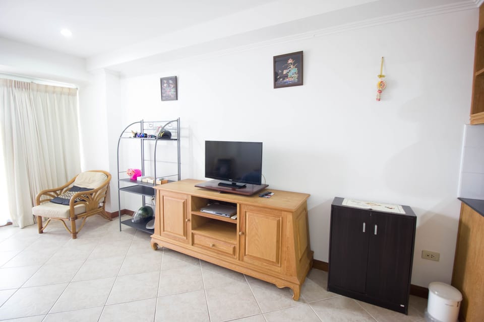 View Talay 5C studio condo 116     