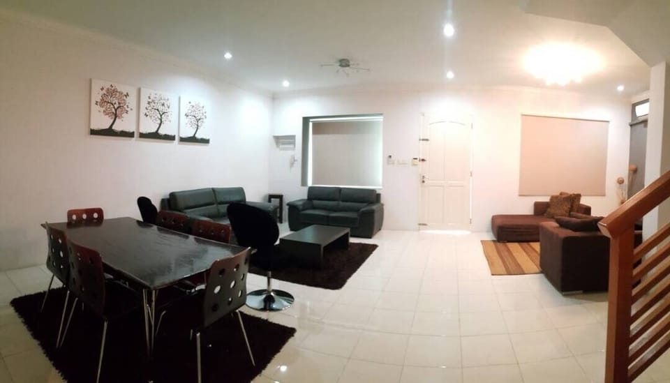Butterfly Cottage Homestay Kuching (