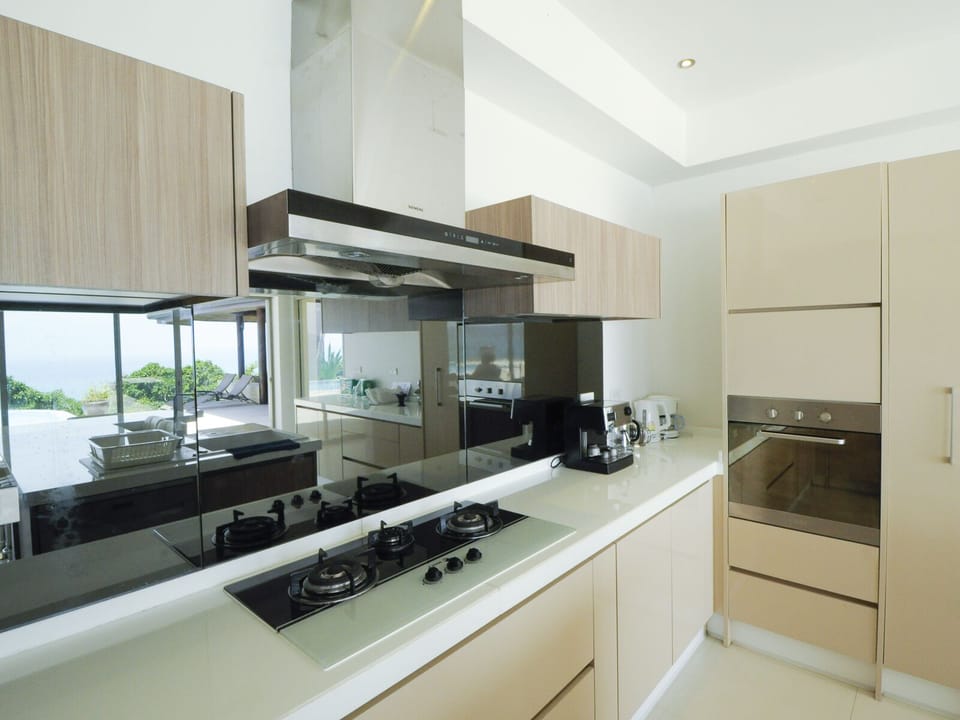 5 Bedroomed Seaview Villa- Bang Por