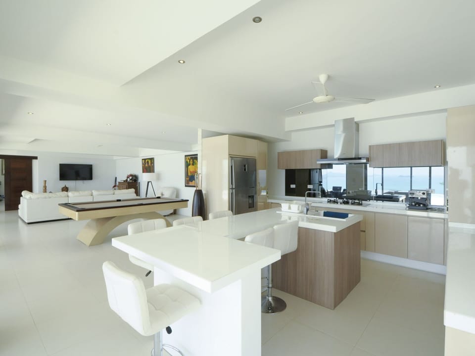 5 Bedroomed Seaview Villa- Bang Por