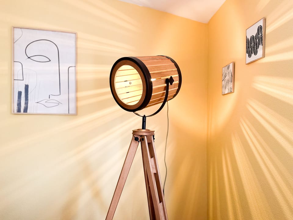 Decoration lightning detail, creating a cosy and pleasant atmosphere.