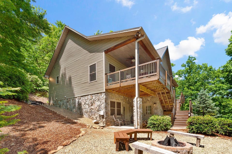 Welcome to Blue Ridge Sunrise!