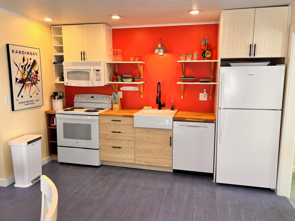 1BR West Unit