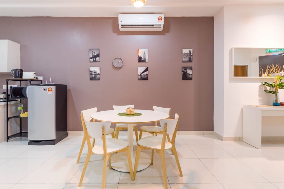 Spacious and Trendy, 7 mins to KLCC