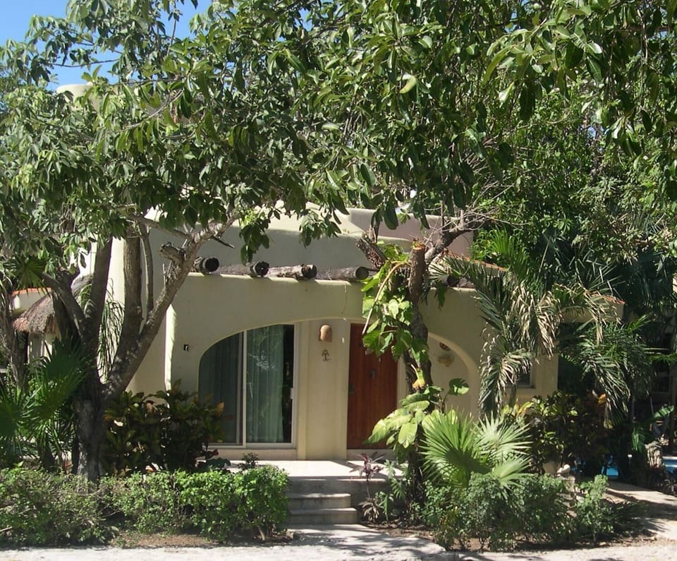 fachada de una de las 2 villas 