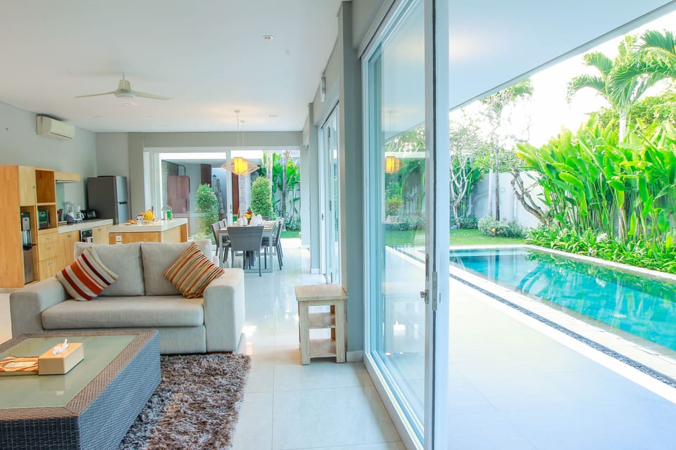2 BR Pool Villa near FINNS Canggu Club