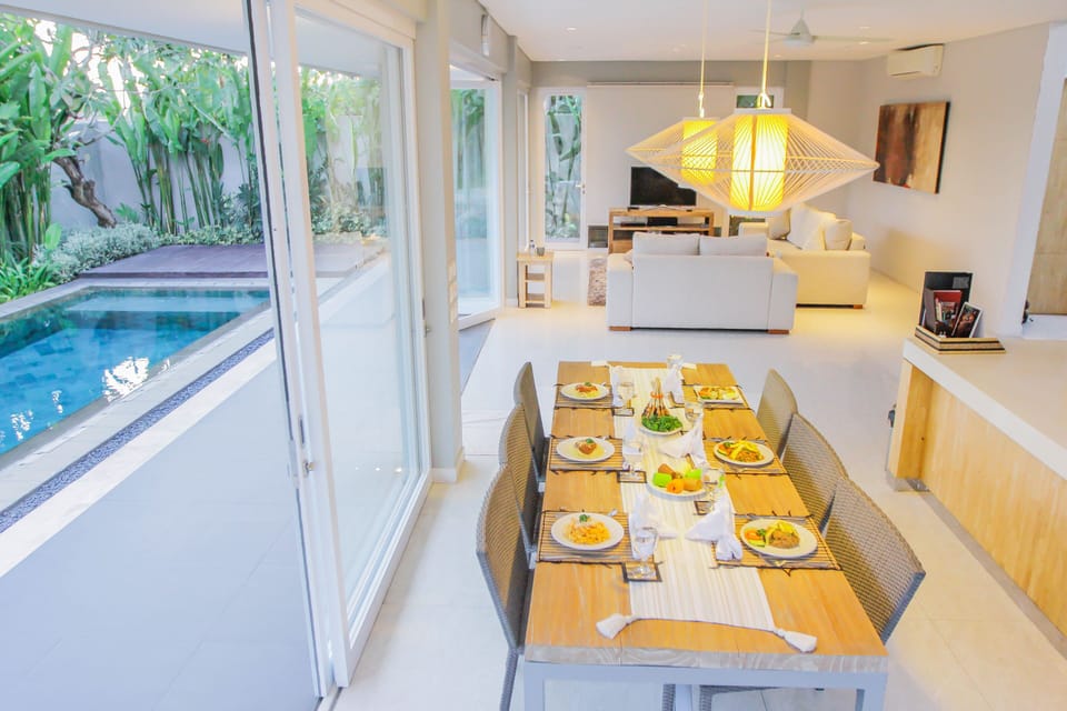 2 BR Pool Villa near FINNS Canggu Club
