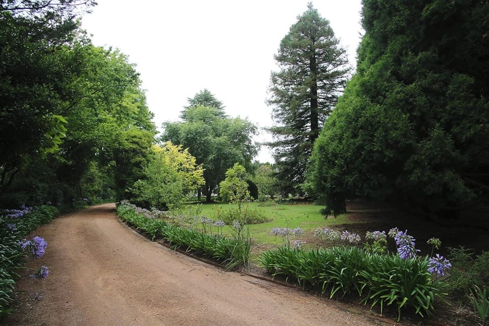 Entrance to Arafel park