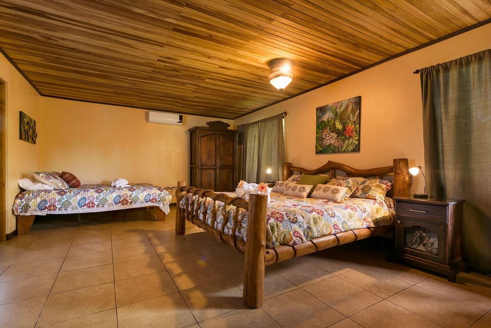 The Villa Hermosa king and queen bed setup - works well for families & couples.