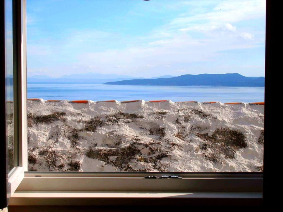 
Room 1 Seaview