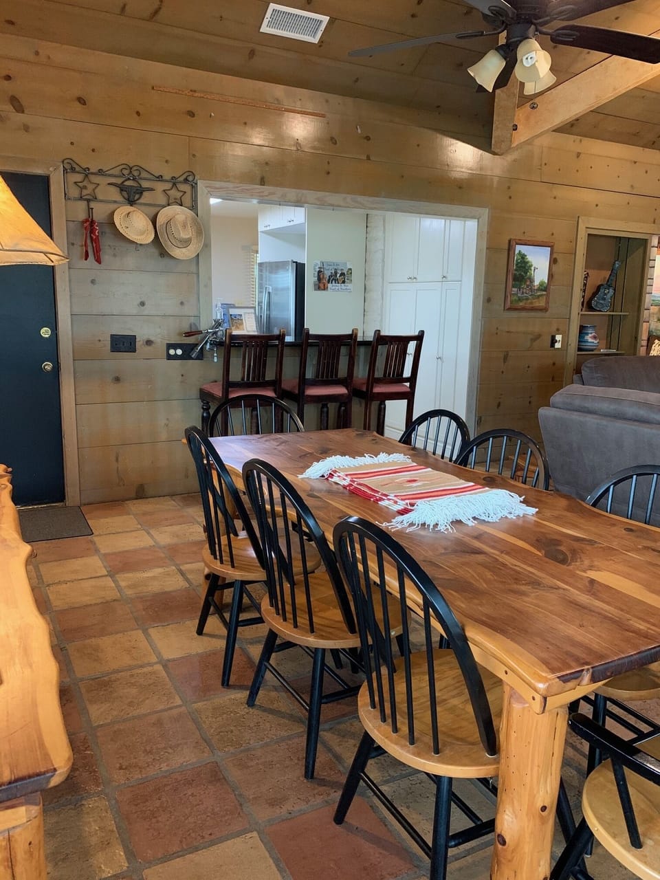 Additional guest can dine at the bar area