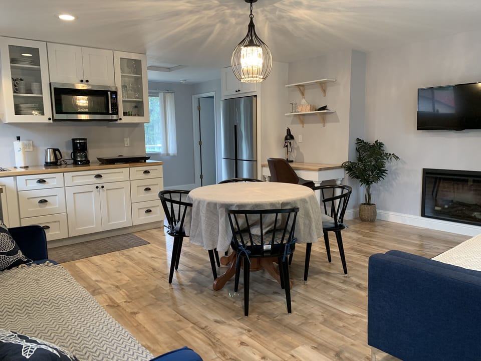 View of upstairs apartment as you walk in