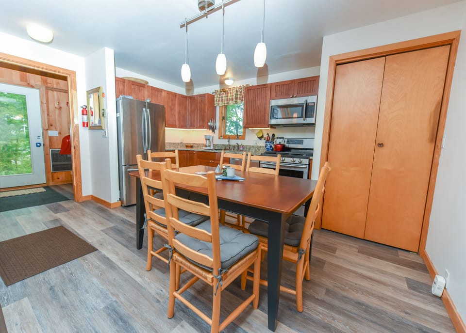 All new kitchen with new flooring and appliances