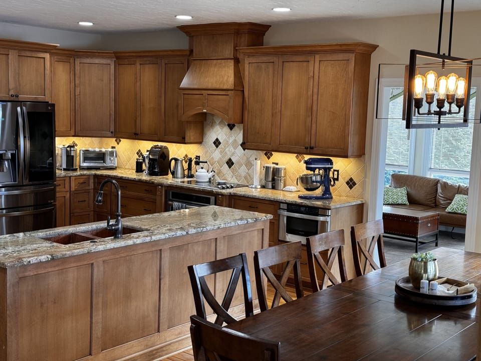Two ovens and two refrigerators plus numerous kitchen tools for culinary feasts!