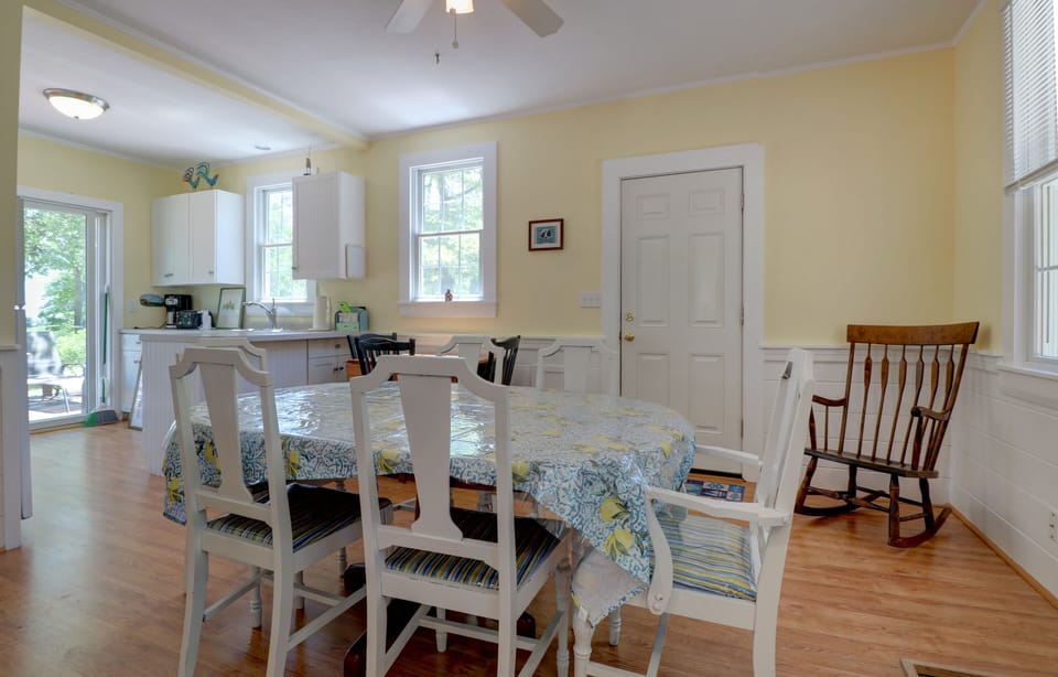 Dining Room Toward Kitchen