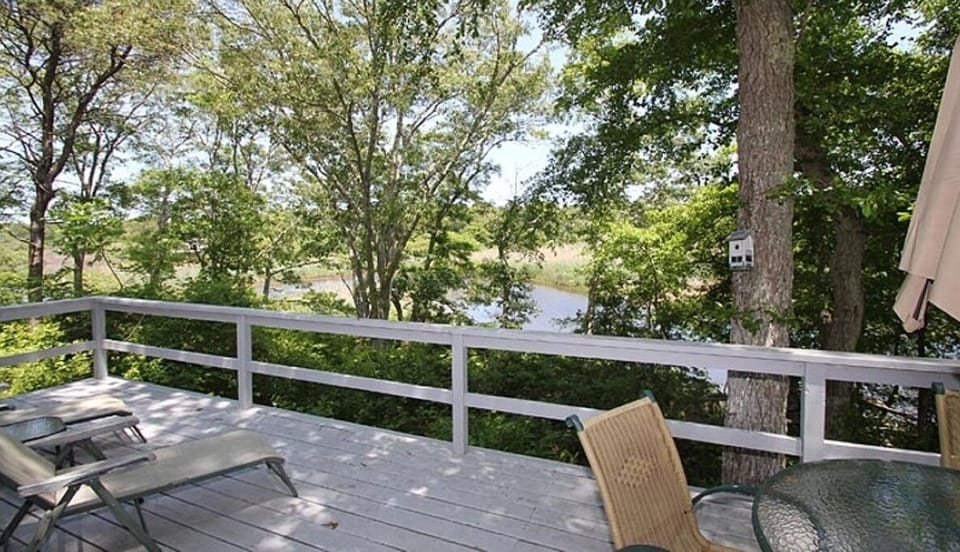 Large and Very Private Deck