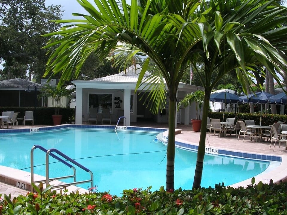Pool and clubhouse