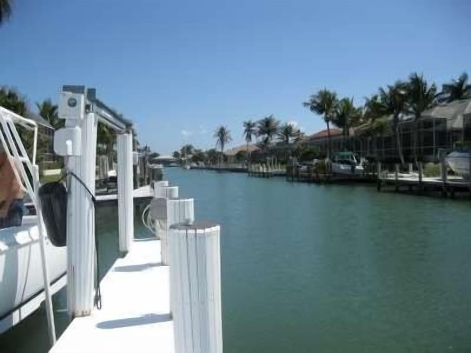 Long Water Views from the large dock. Great for fishing or just relaxing!