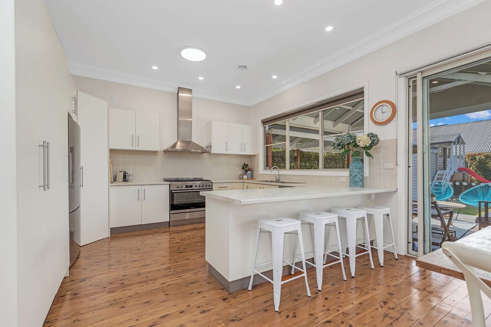 Stylish kitchen with breakfast bar.  Many cooking utensils and crockery supplied
