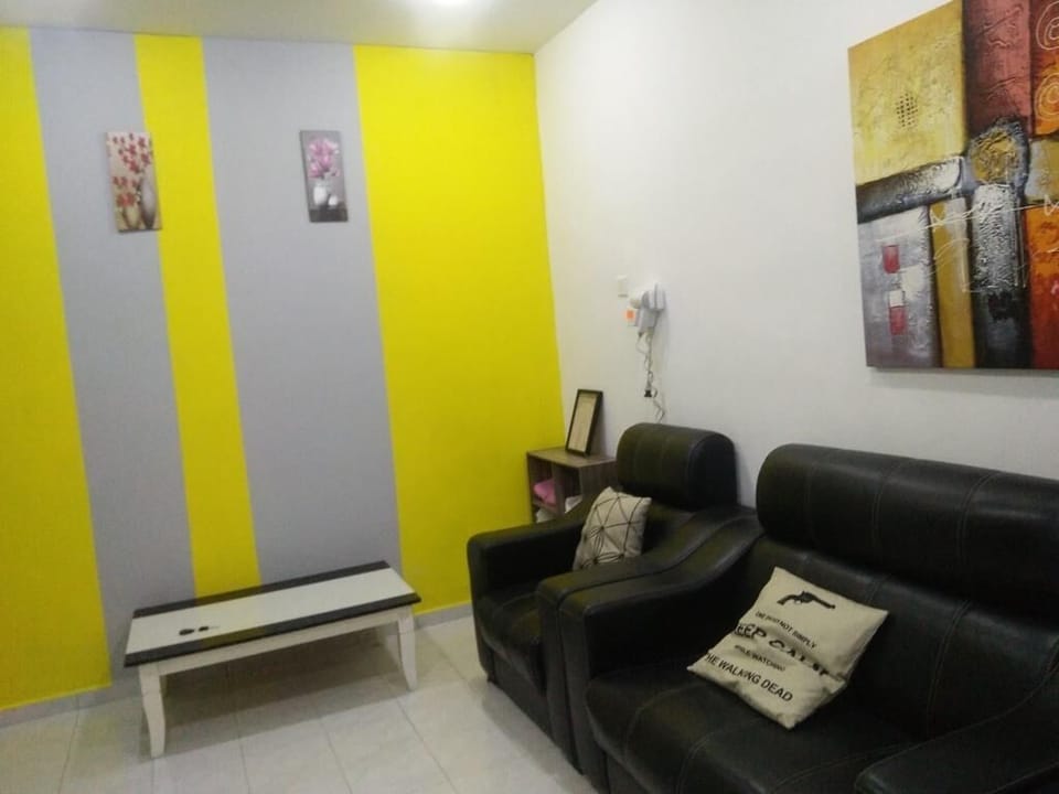 Stay99 House 2 (1 King & 6 Queen bed) 