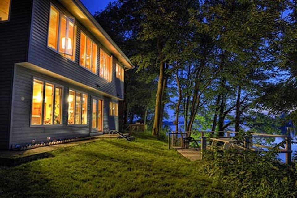 Front yard and deck area.  Second floor is not part of rental.