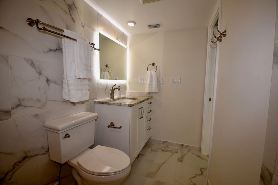 Bathroom - Sanibel Island Sundial Resort A-206