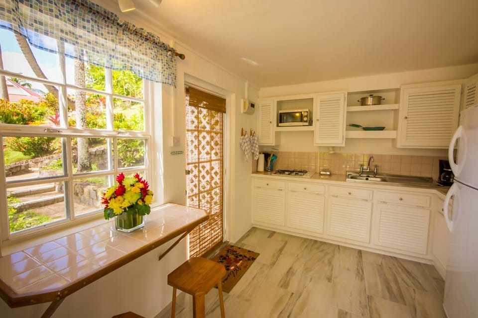 First level kitchen