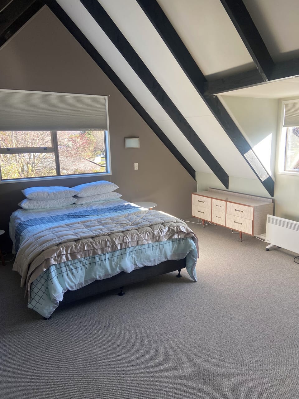 Upstairs bedroom 