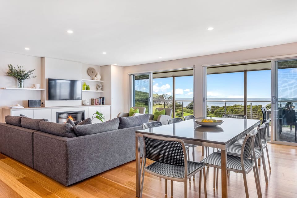 Dining / Living area