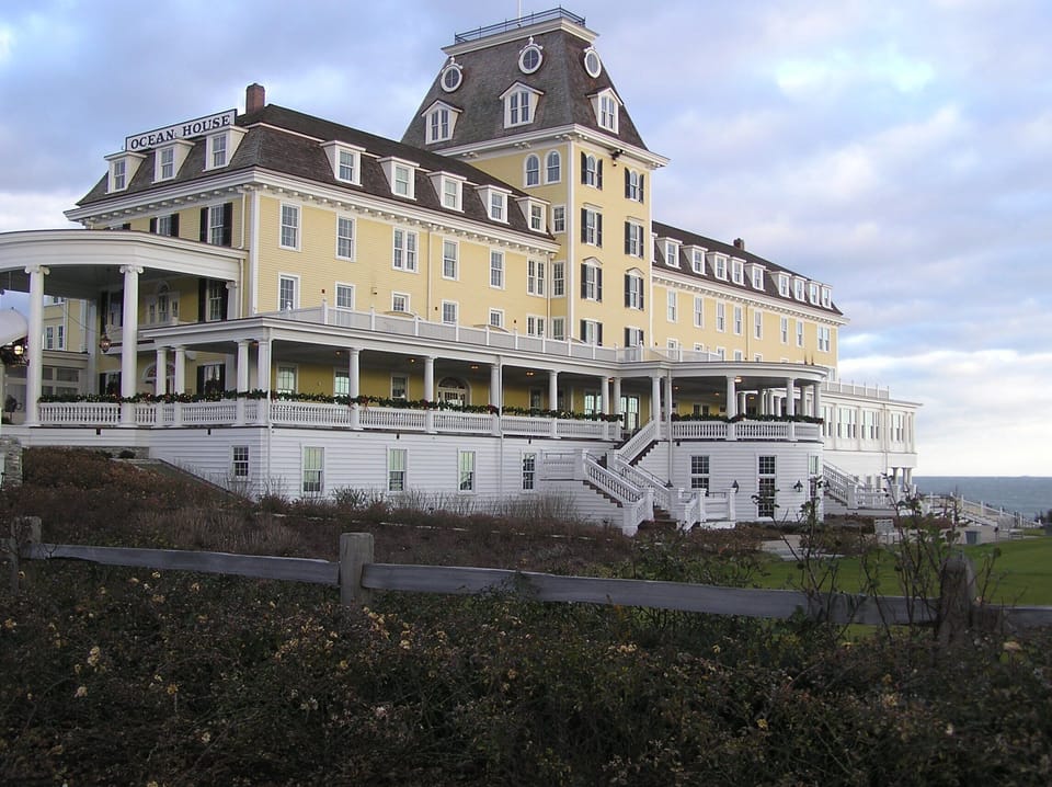 Ocean House, Watch Hill RI - Historic Seaside Resort. Fine dining & Views 