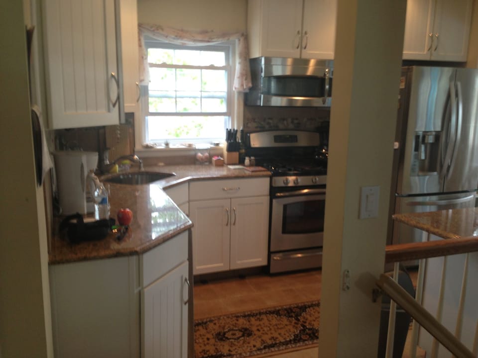 Kitchen: including dishwasher, ice maker, filtered water, microwave, etc.