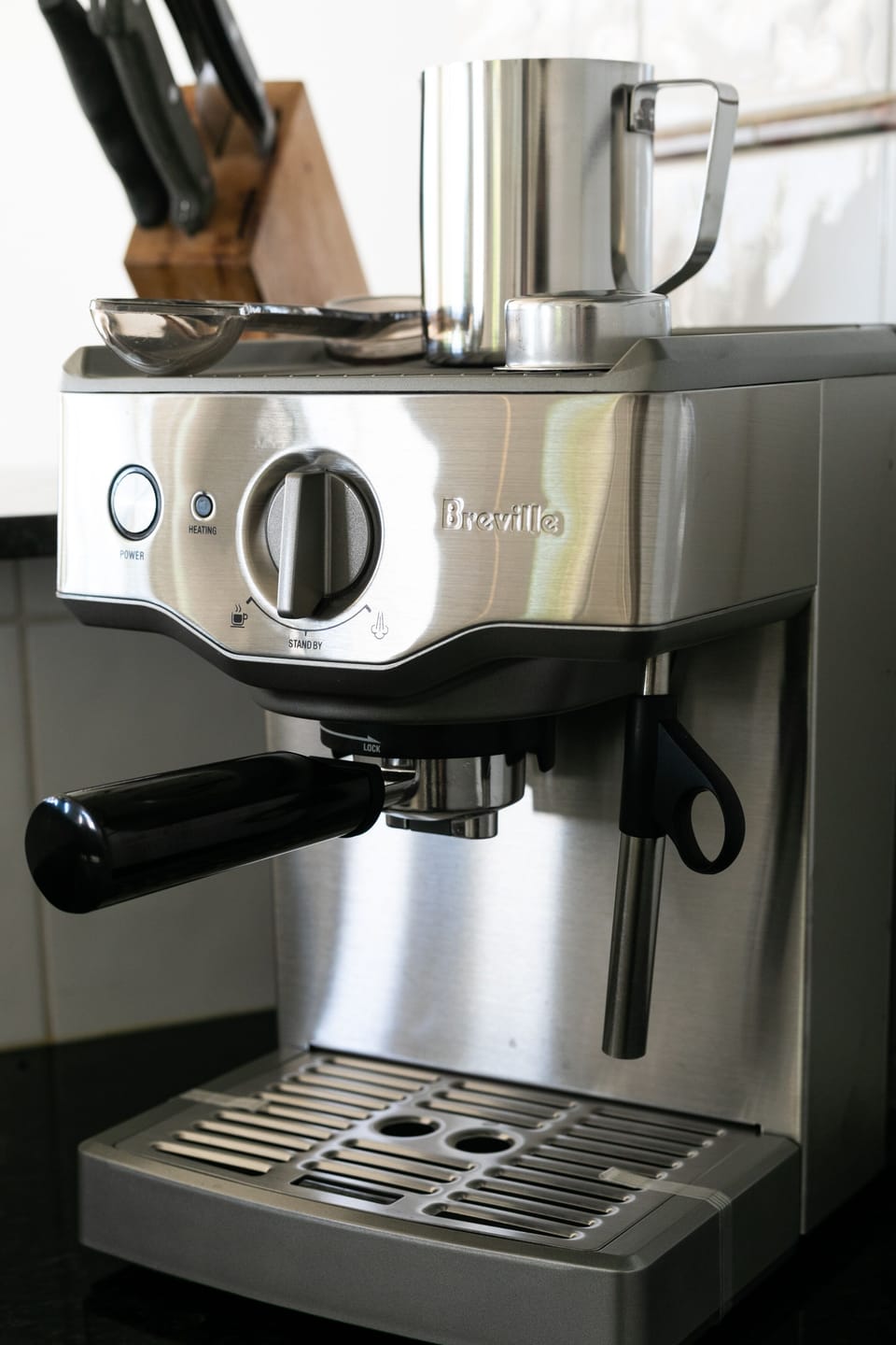 Quality coffee machine with milk frother.