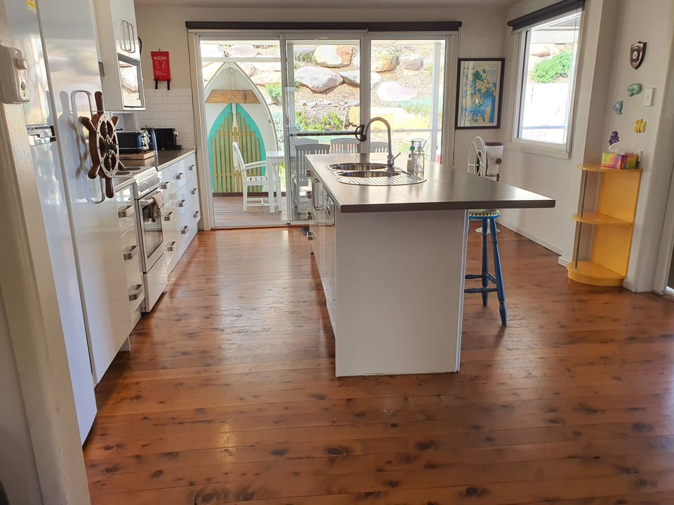 Fully equipped kitchen including Dishwasher, Microwave and coffee machine
