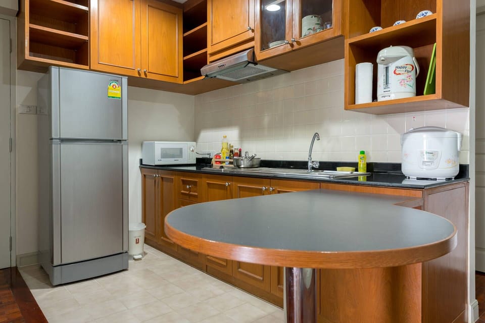Amazing 2BR @BTS Emporium harbor & sky v