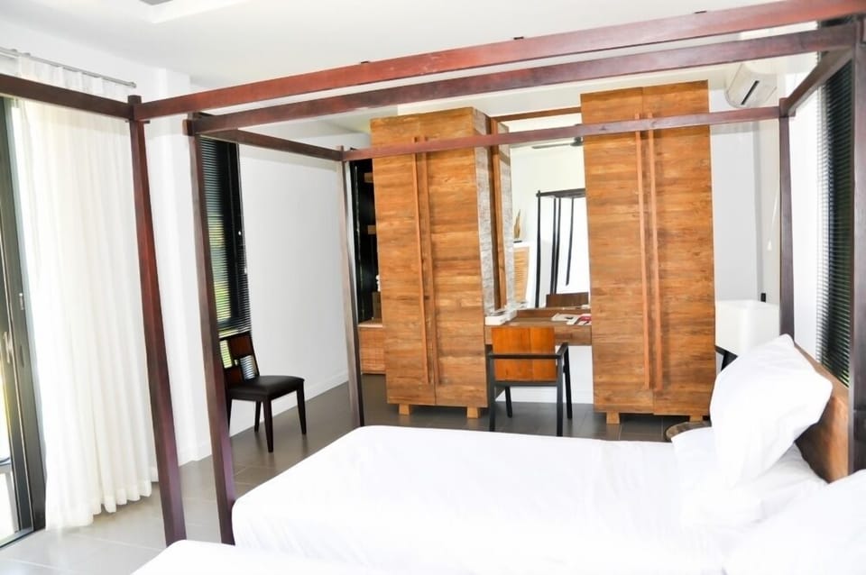 Lagoon Pool Villa - 3 Bedrooms