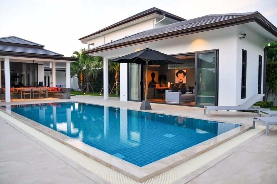 Lagoon Pool Villa - 3 Bedrooms