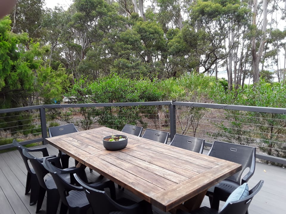 Front deck