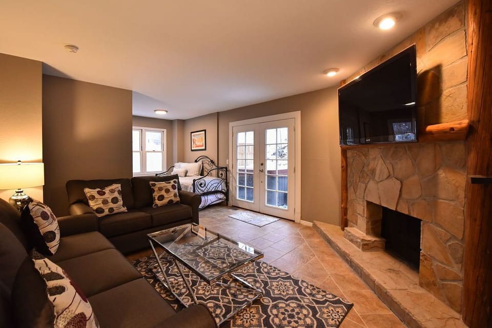 Living room with sleeper sofa 