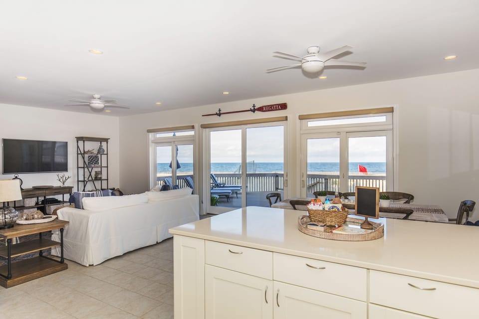 Enjoy cooking & dining with a view