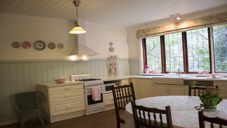 Fully equipped kitchen