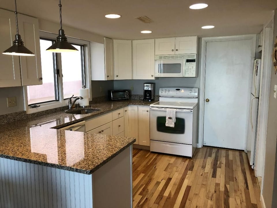 Updated kitchen!