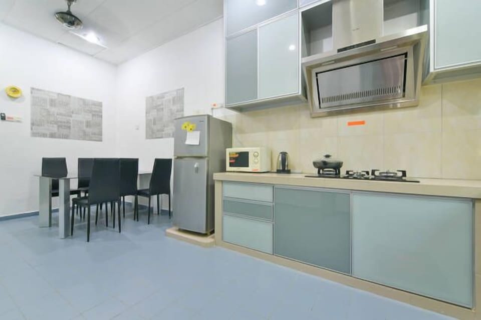 Corner House 3 Bedroom Near Klebang