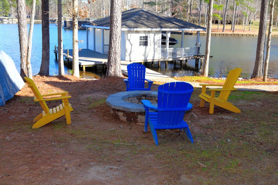 Great Firepit with seasoned firewood