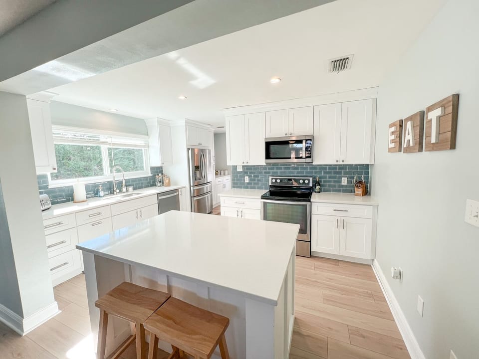 Middle/2nd Floor Kitchen