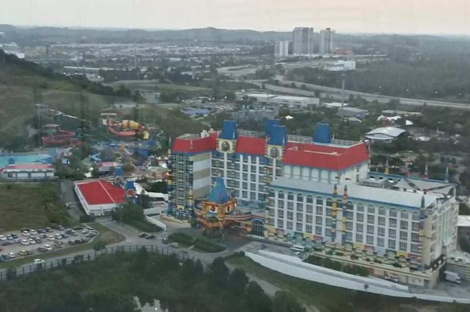 1701 Afiniti Legoland Family Suites