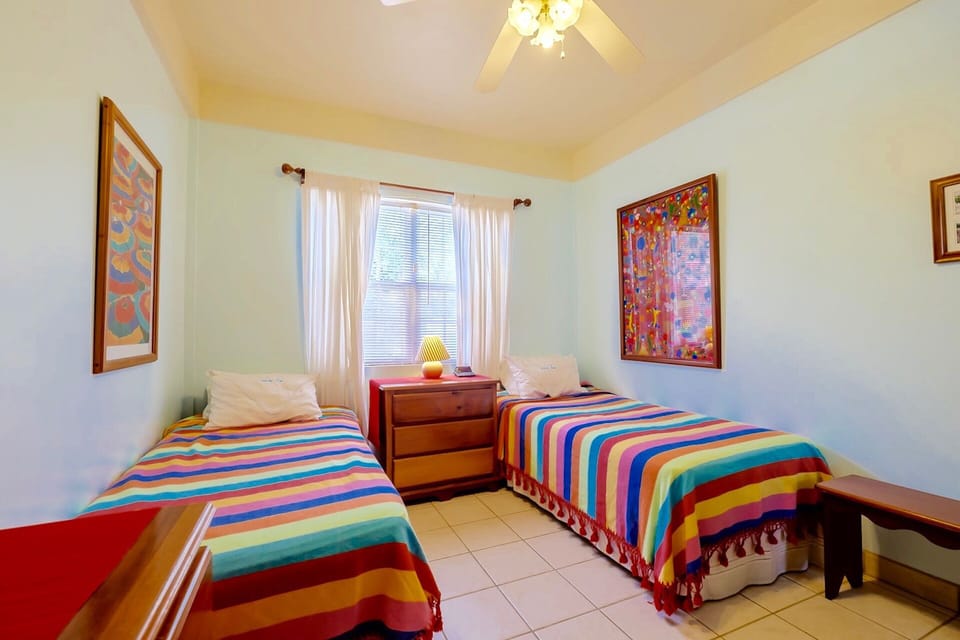 Most 3 bedroom units have a room with twins that can be made into a king