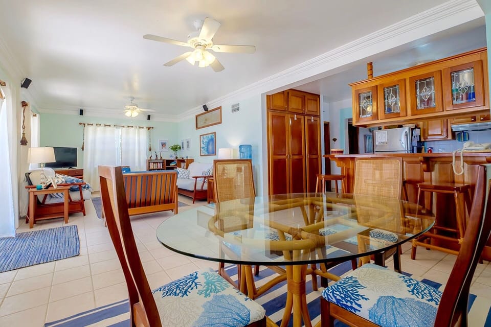 Sample 3 bedroom living/dining area