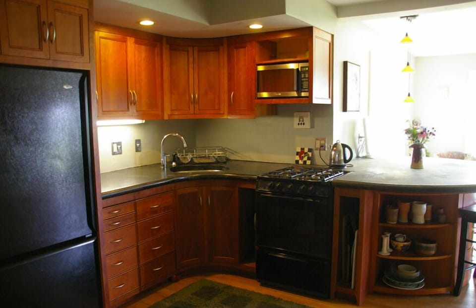 Kitchen Cabinets