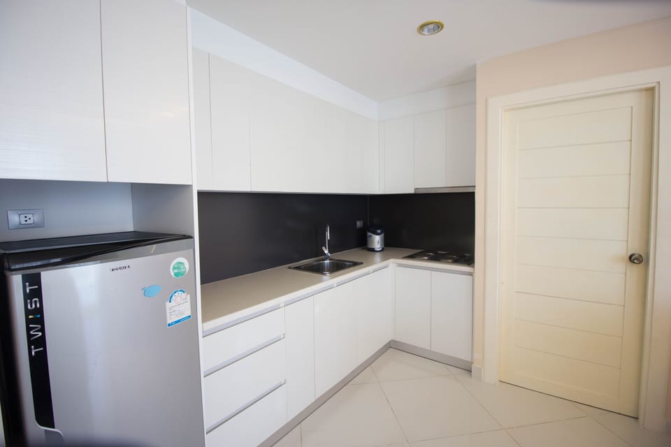 2 BR at Paradise Park Building 1